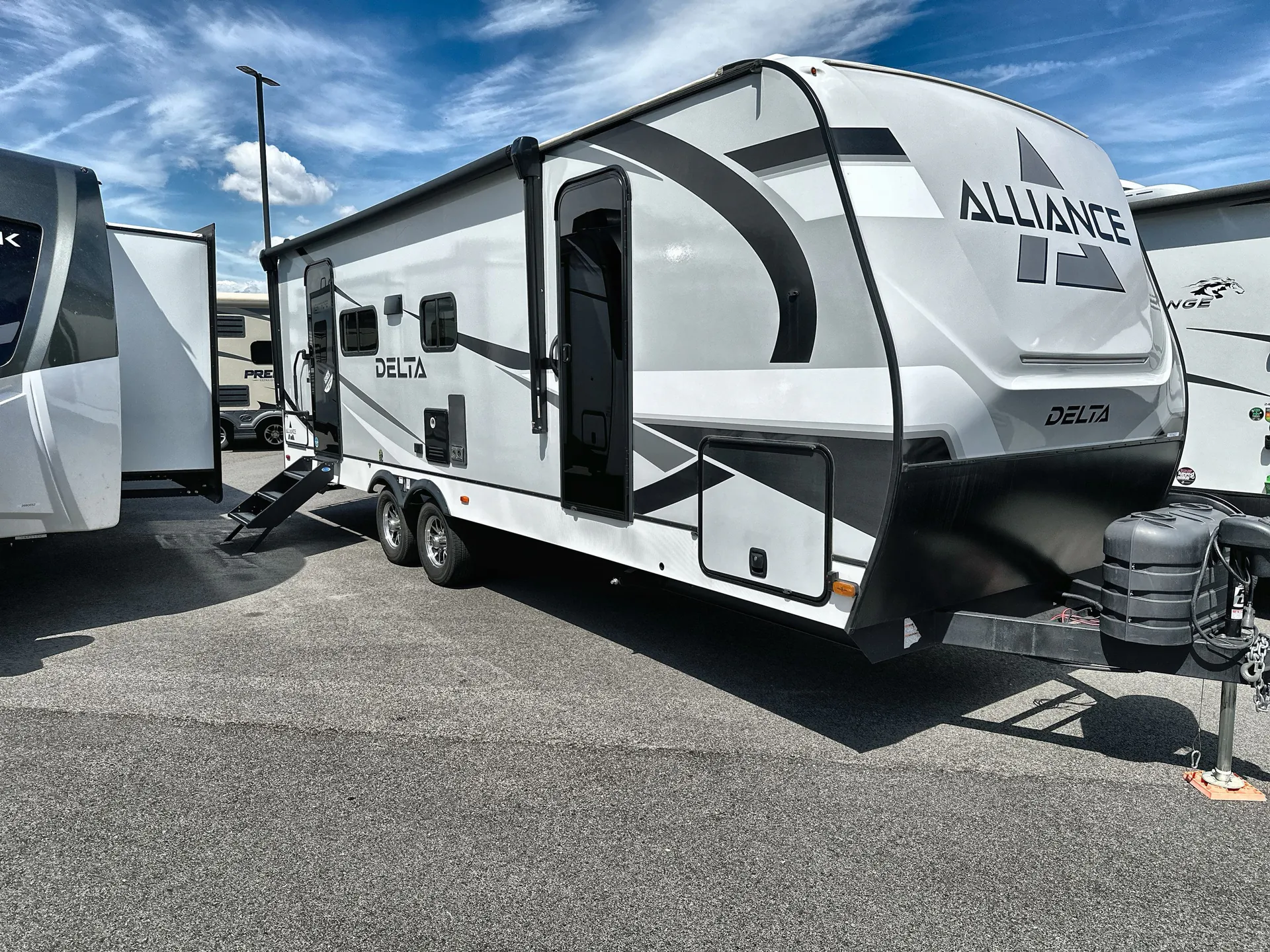 2025 Alliance RV Delta 252RL - Photo 2