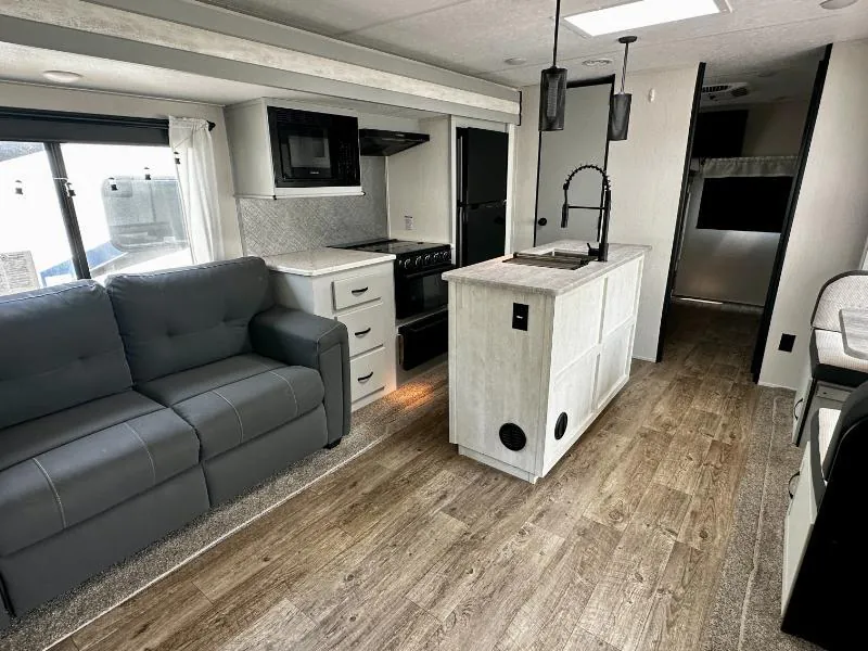2022 Forest River Vibe 34BH — Photo 7