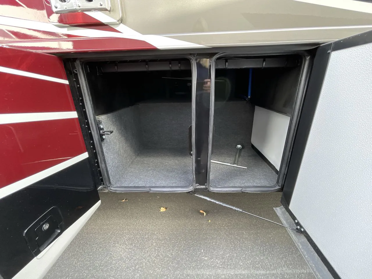 2026 Newmar Bay Star 3114 - Photo 4
