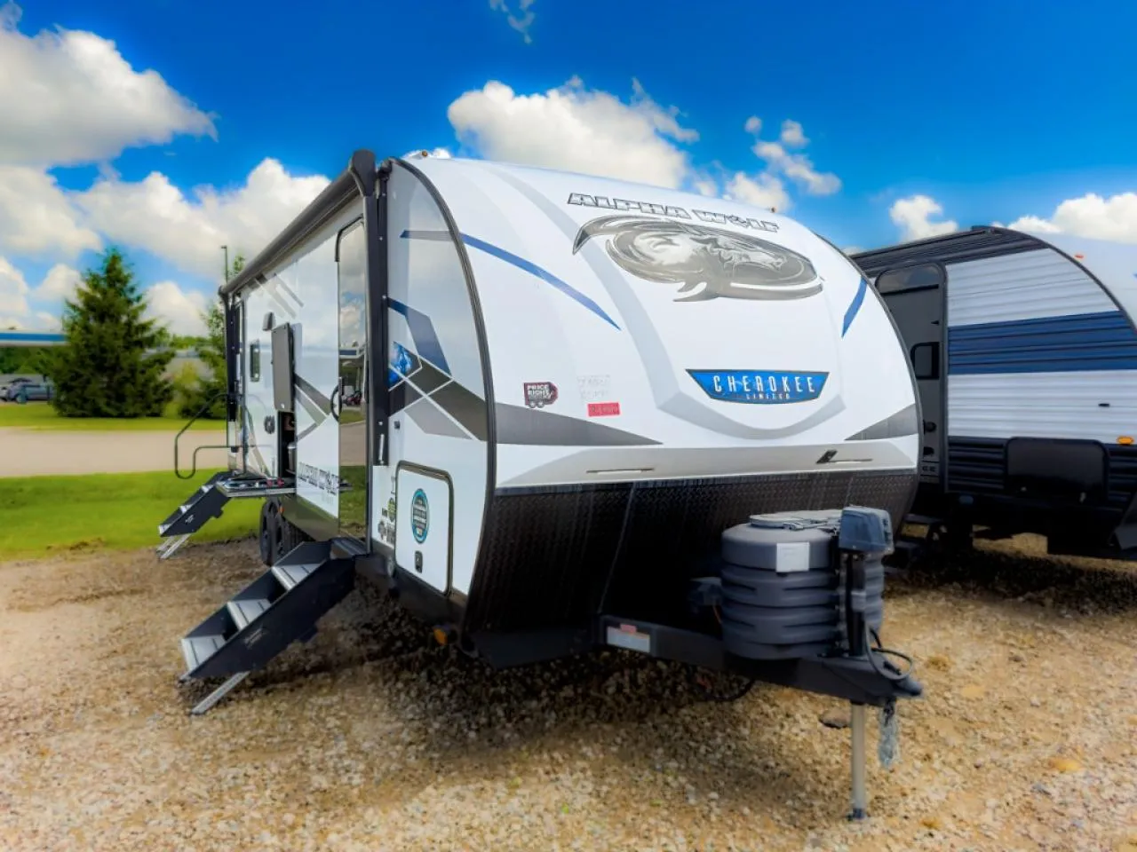 2024 Forest River Cherokee Alpha Wolf 2500RL - Photo 3