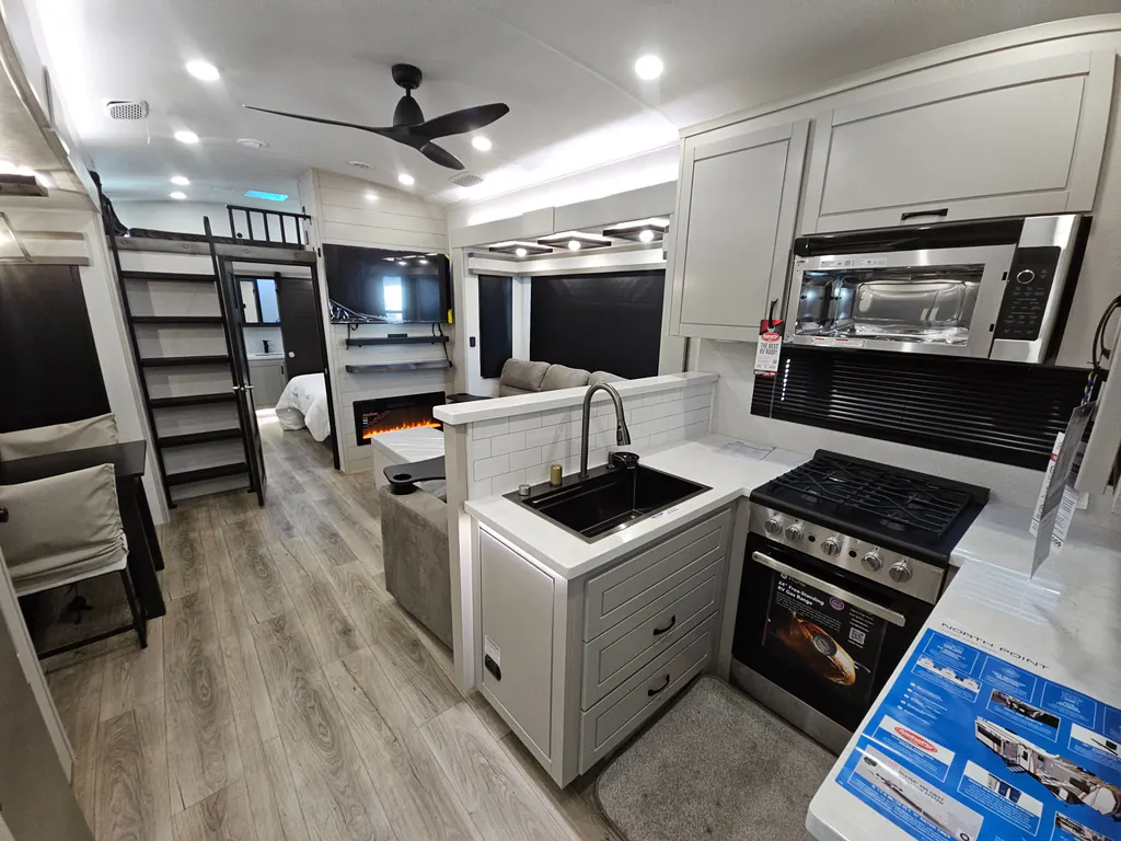 2026 Jayco North Point 395DSDB, Photos photo 4