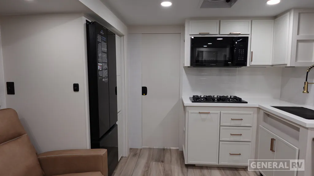 2027 Brinkley Model I 294, Photos photo 4
