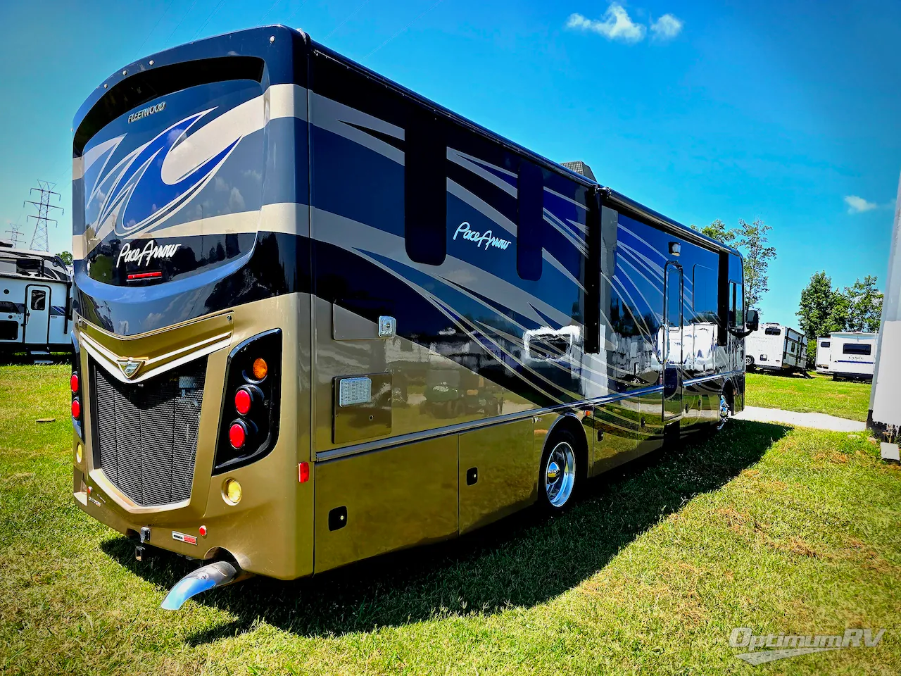 2019 Fleetwood Pace Arrow 35E - Photo 3