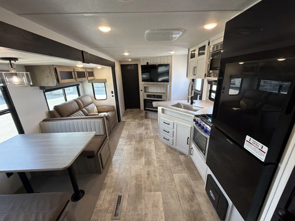 2025 Forest River Puma 32BHQS, Photos photo 3