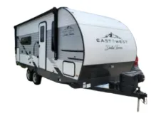 East to West Della Terra 180MB exterior