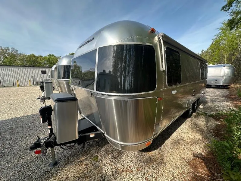 2026 Airstream Flying Cloud 25FB - Photo 4