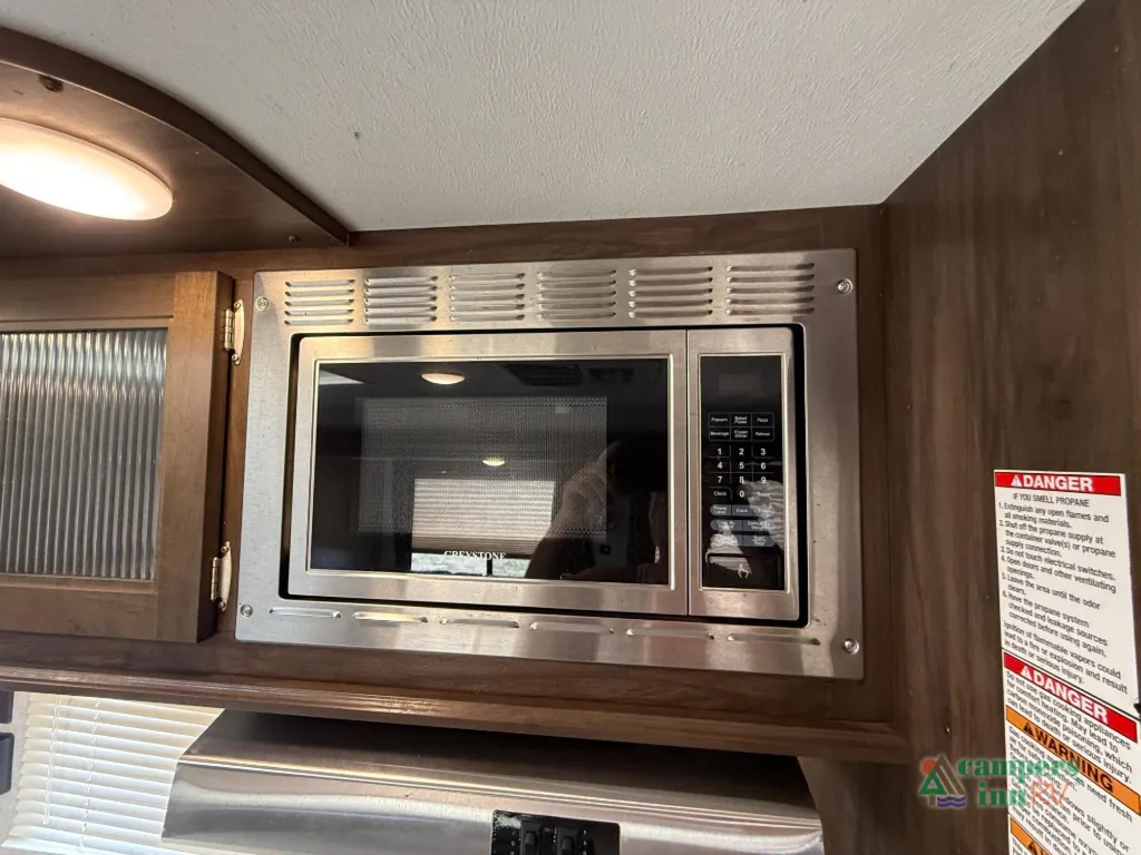 2018 Forest River Cherokee 284RJ, Photos photo 12