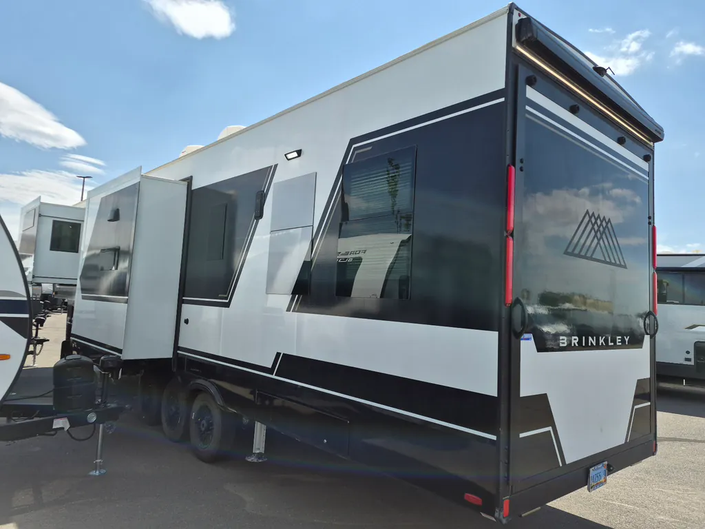 2024 Brinkley Model G 3500, Photos photo 2
