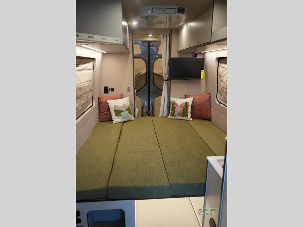 2025 Outside Van Parks 170, Photos photo 26