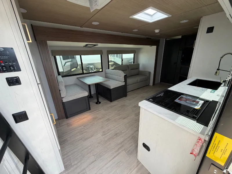 2026 Forest River Vibe Extreme Lite 2600BH, Photos photo 3