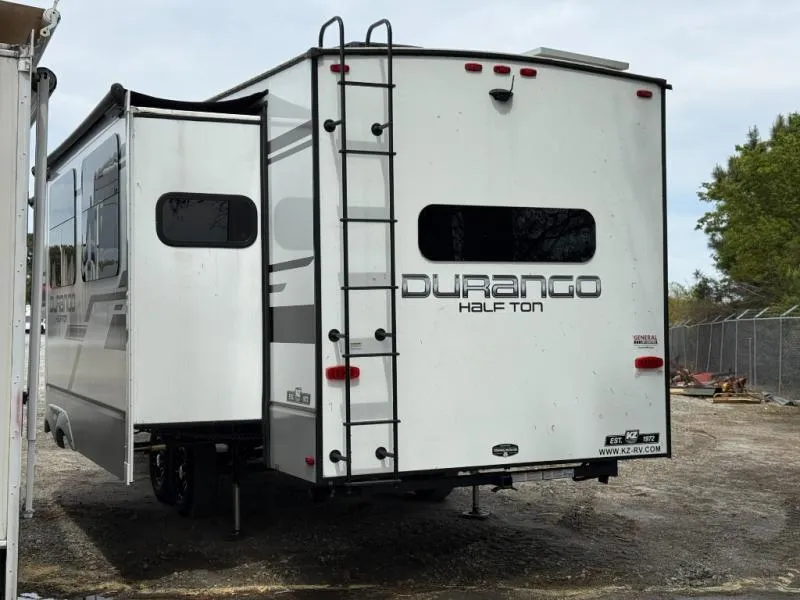 2024 KZ Durango Half-Ton 240RKD - Photo 4