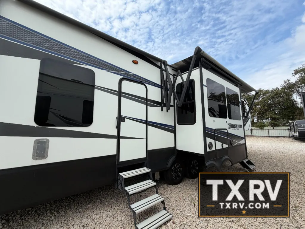 2018 Grand Design Momentum 351M, Photos photo 97