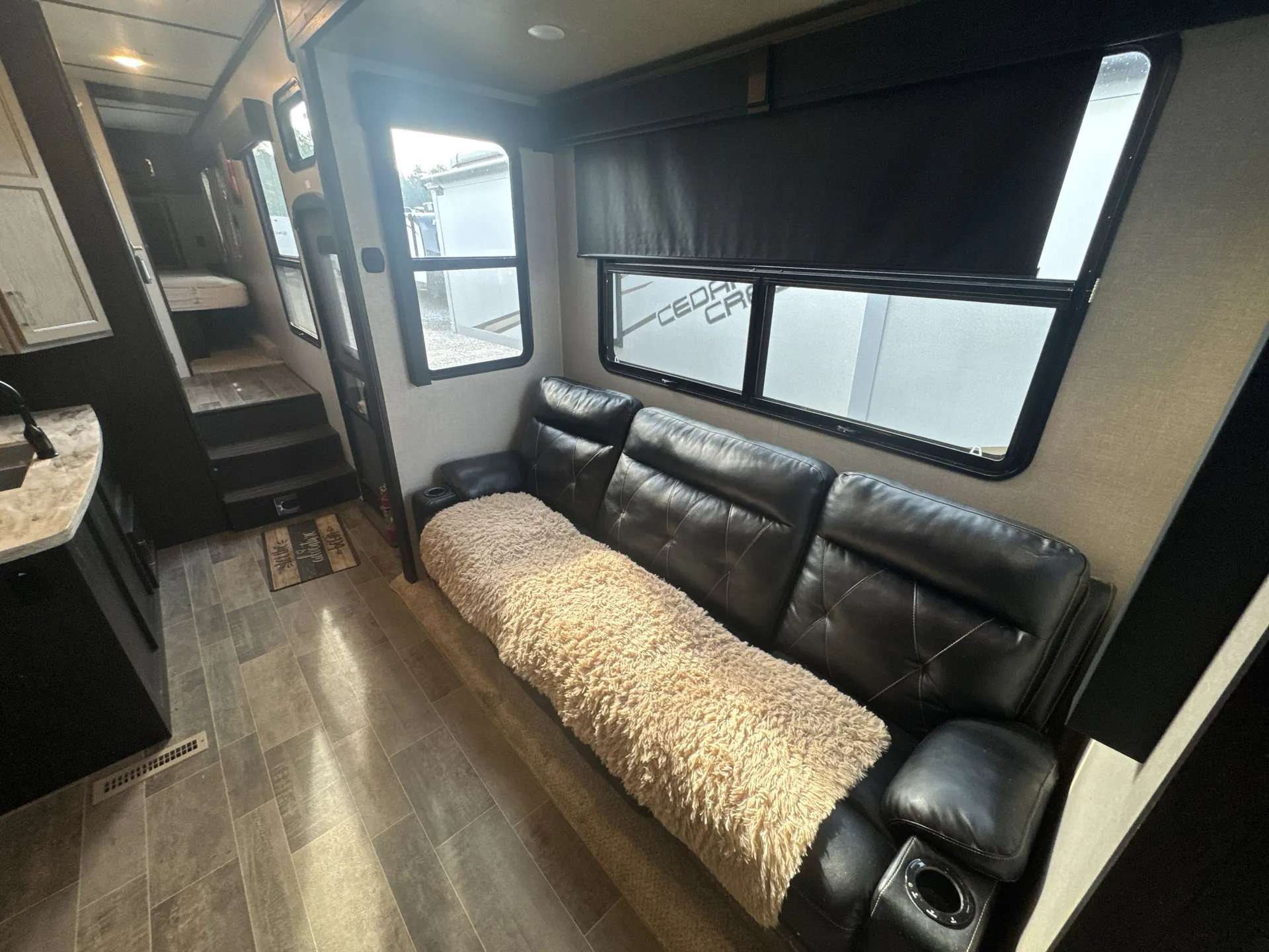 2017 Keystone Fuzion 371 — living area main