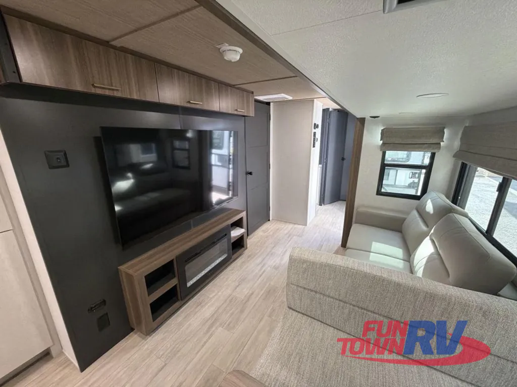2027 Forest River Vibe 3400SB, Photos photo 16