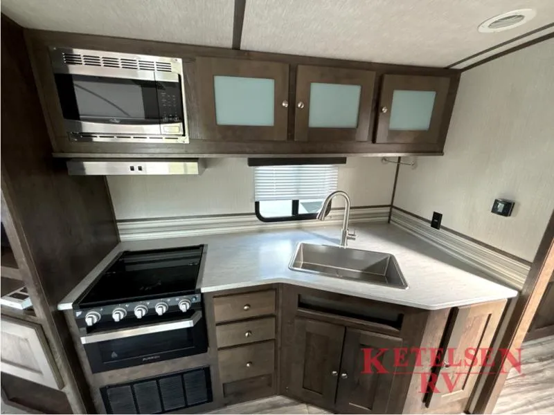 2019 Heartland MPG 2550RB - Photo 4