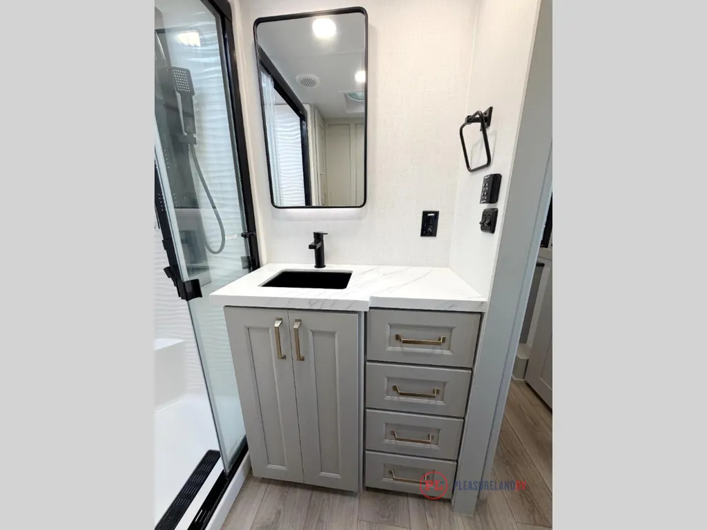2025 Brinkley Model G 4100, Photos photo 34