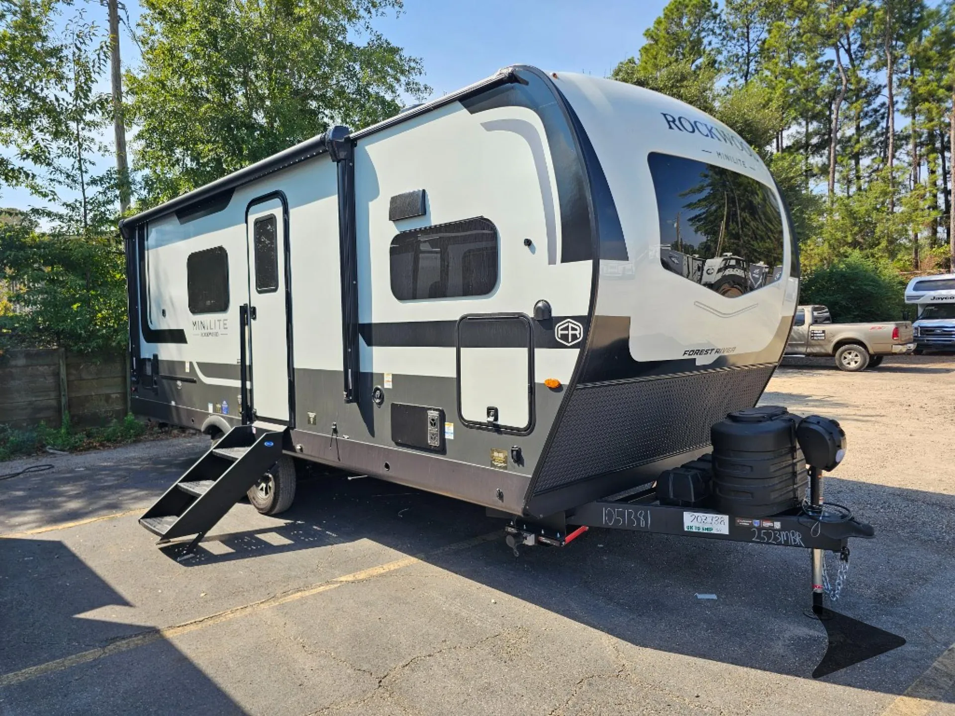 2027 Forest River Rockwood Mini Lite 2523MBR