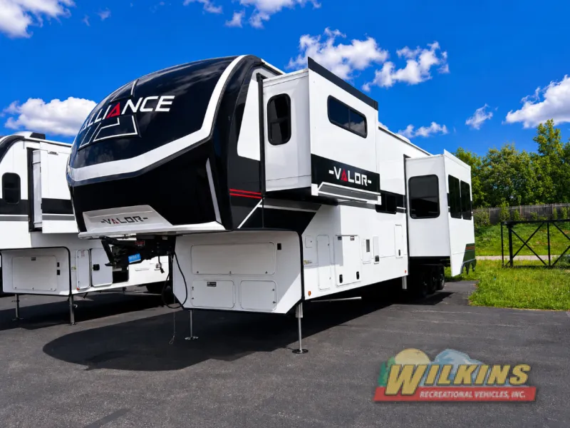 2026 Alliance RV Valor 44V14 - Photo 4