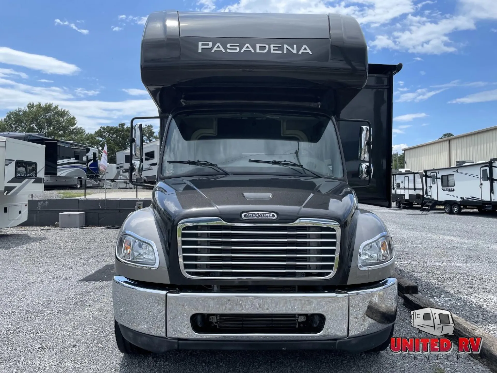 2023 Thor Motor Coach Pasadena 38FX - Photo 3