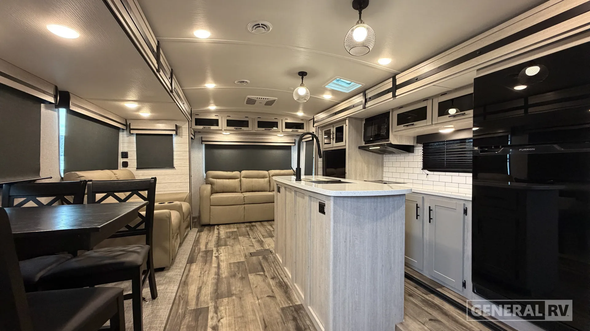 2024 Crossroads RV Sunset Trail Super Lite SS330SI - Photo 3