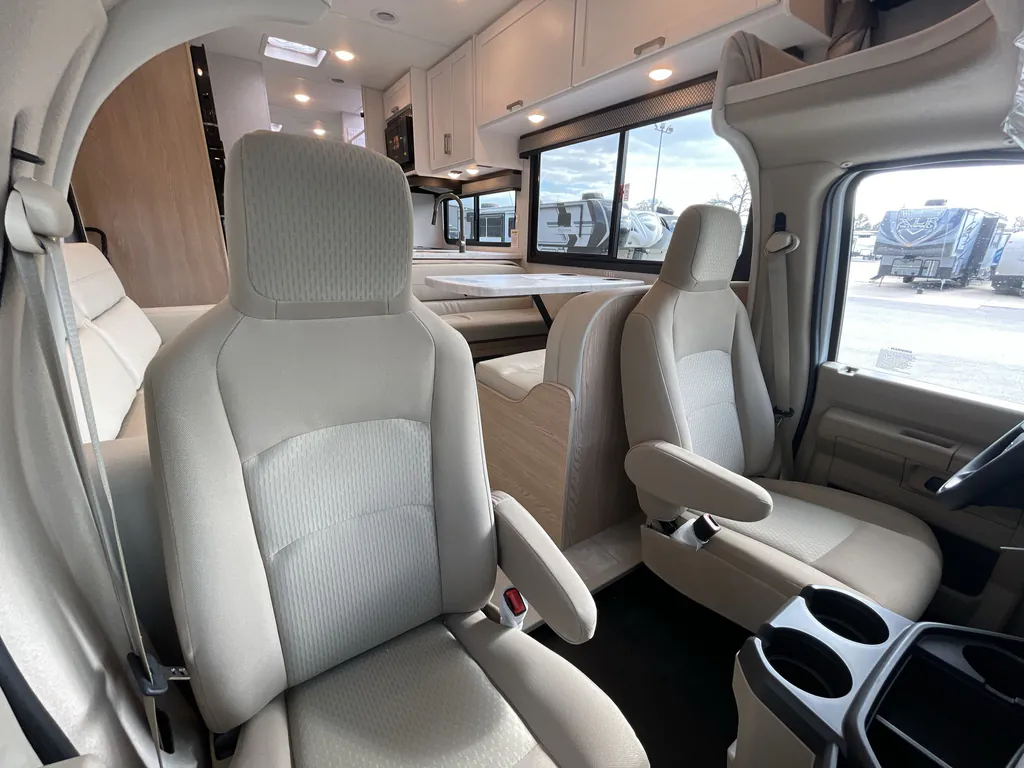 2026 Thor Motor Coach Freedom Elite 28HZ, Photos photo 26