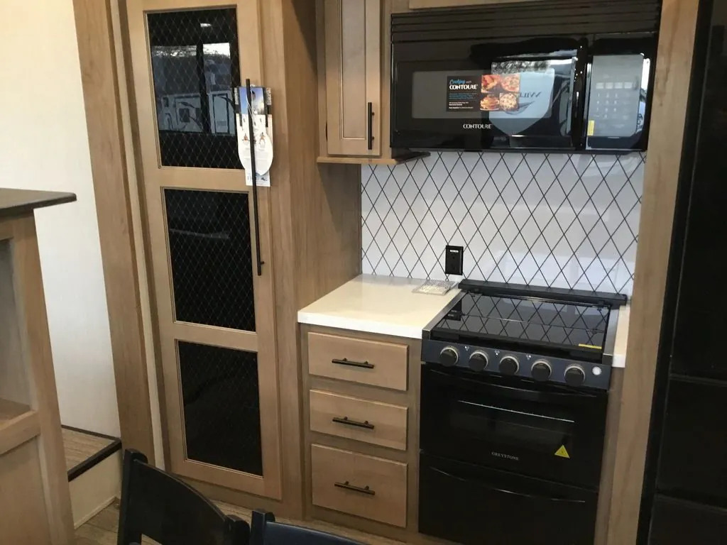 2023 Forest River Sabre 350RL, Photos photo 14
