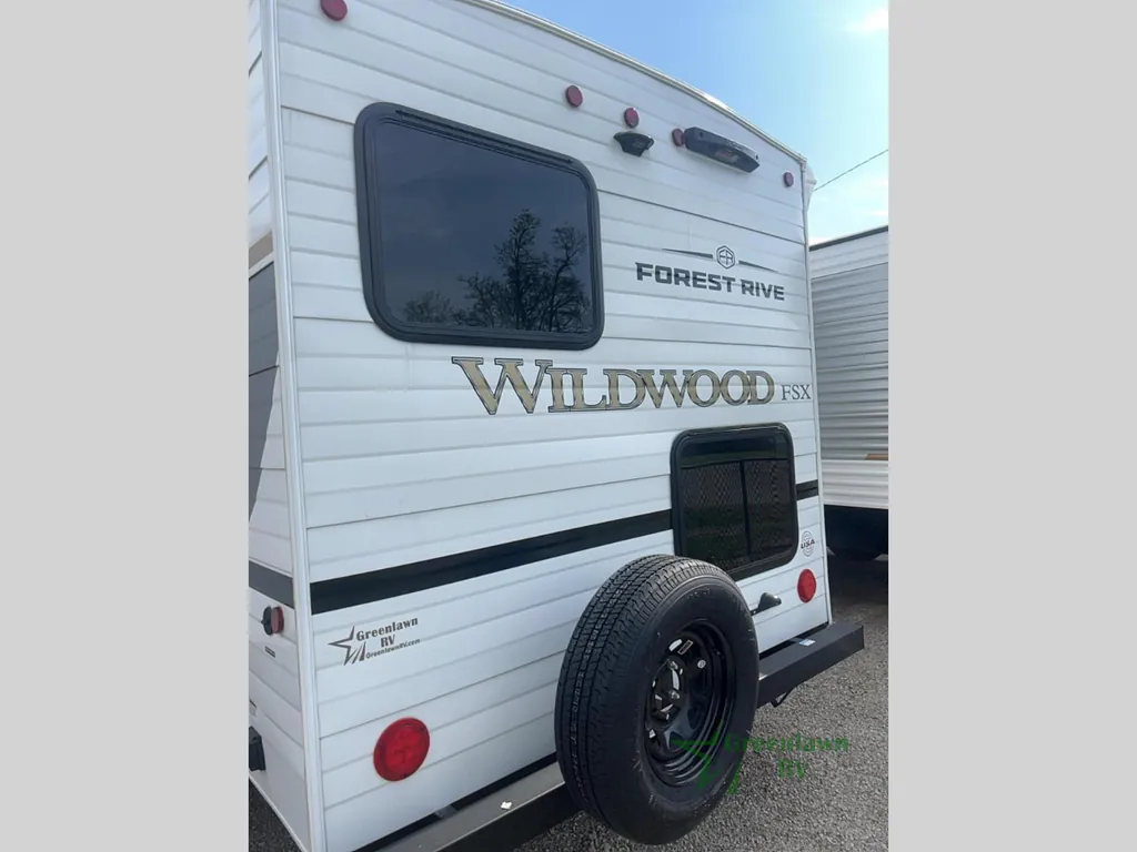 2026 Forest River Wildwood FSX 180ICE, Photos photo 9