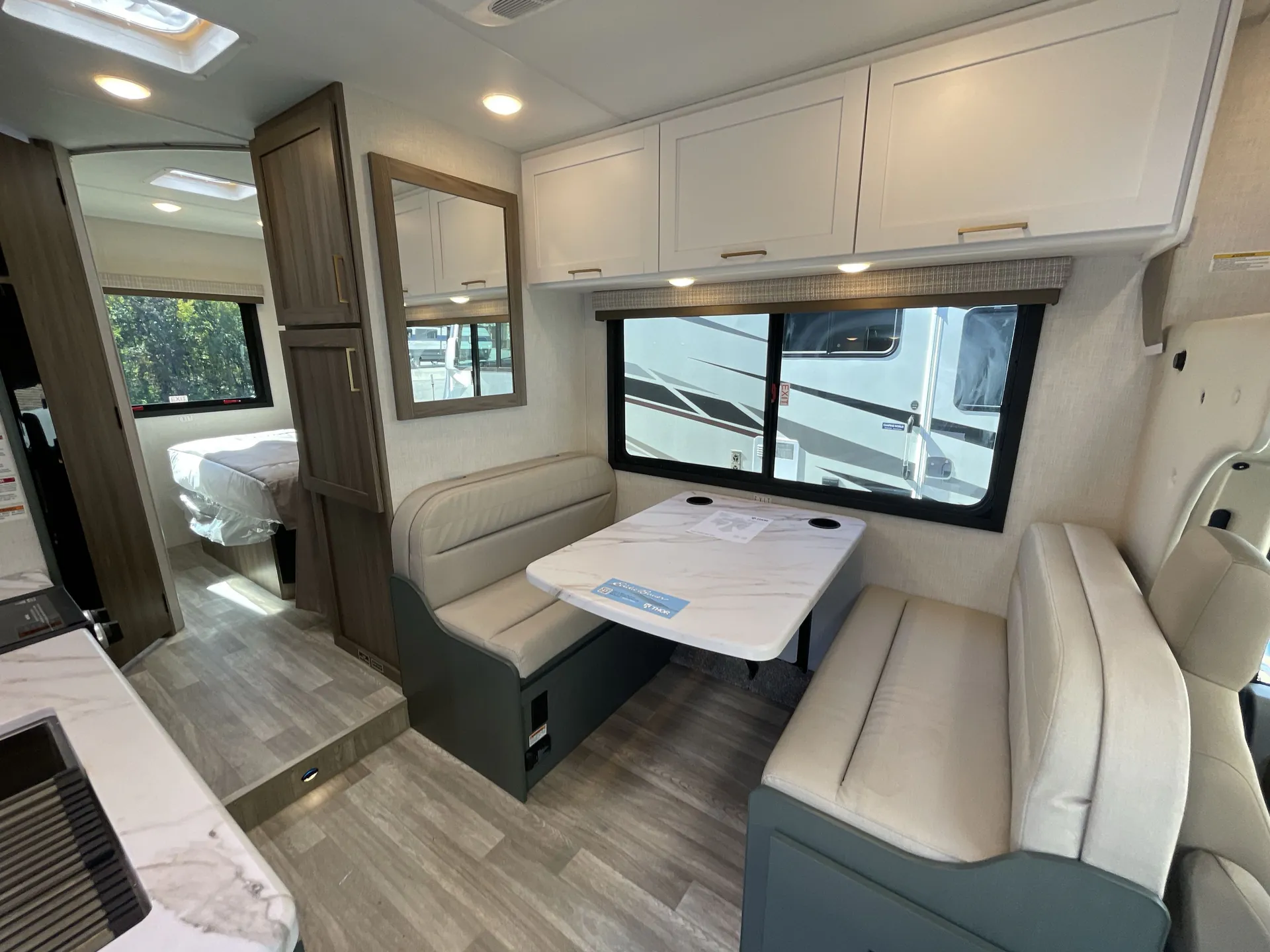 2026 Thor Motor Coach Freedom Eddie Bauer 22ED - Photo 3