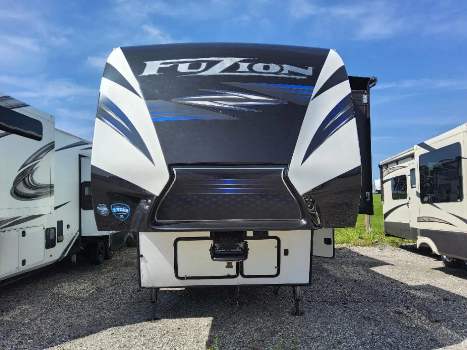 2019 Keystone Fuzion 427 - Photo 4