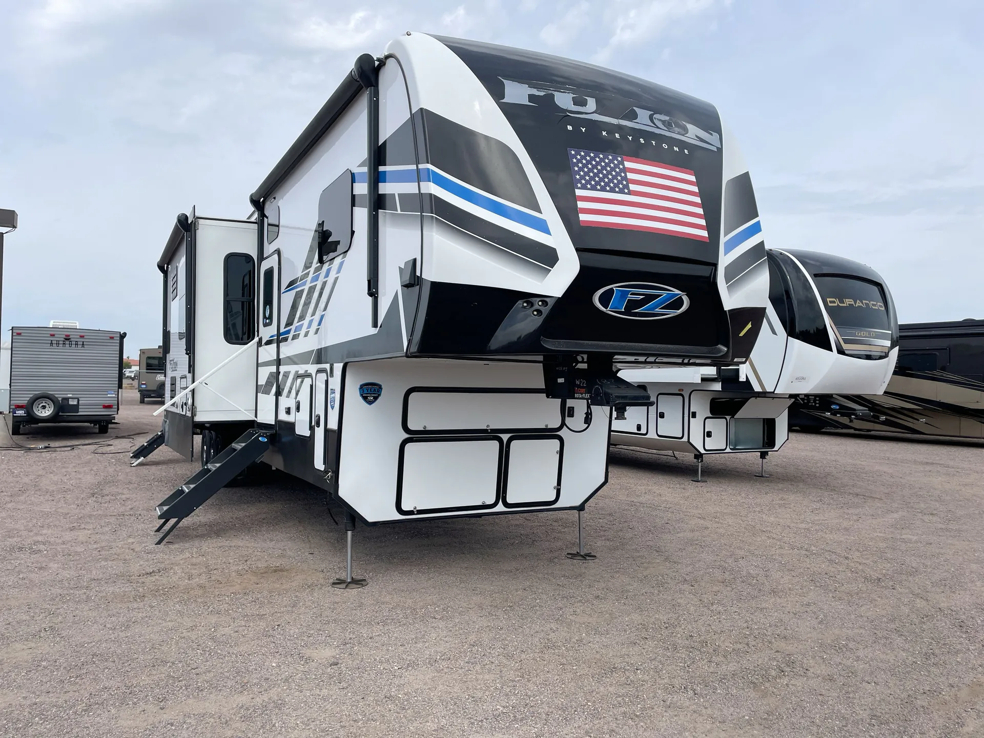 2023 Keystone Fuzion 430 - Photo 2