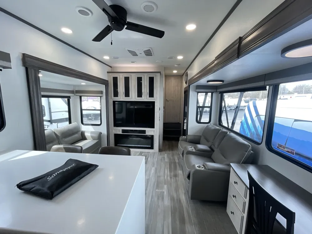 2024 Forest River Sandpiper 3800RK - Photo 4