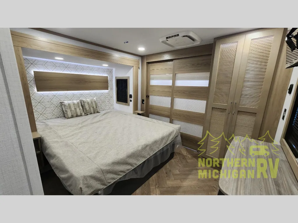2026 Keystone Raptor 433, Photos photo 33