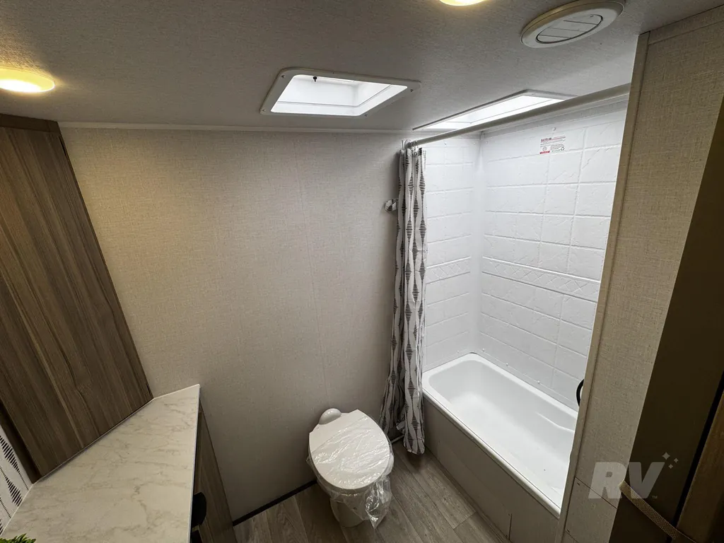 2027 Forest River EVO Lite 25ICE, Photos photo 39