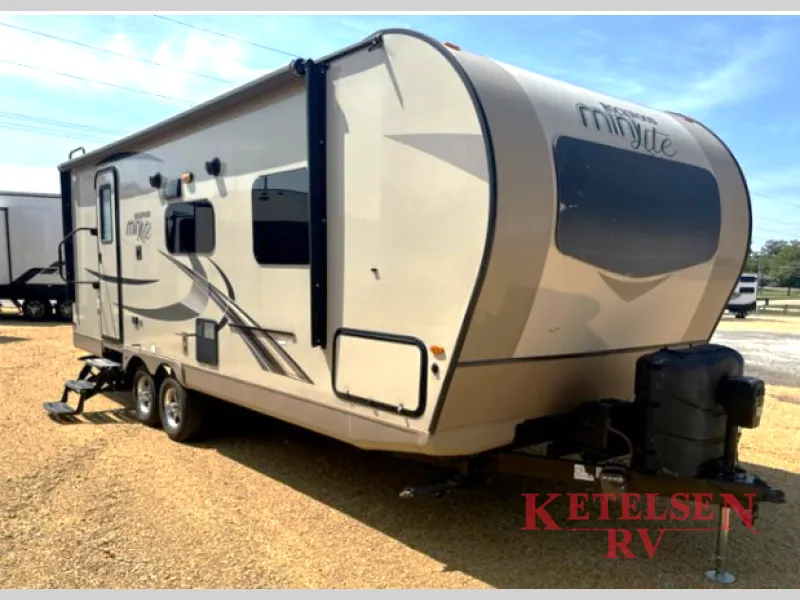 2018 Forest River Rockwood Mini Lite 2511S - Photo 2