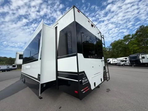 2026 Brinkley Model Z 3600 - Photo 4