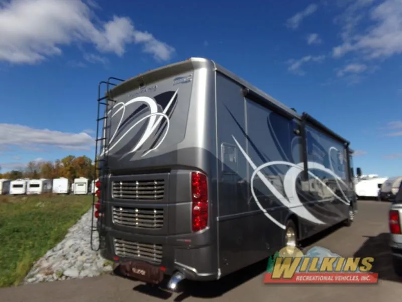 2019 Newmar Ventana LE 4045 - Photo 2