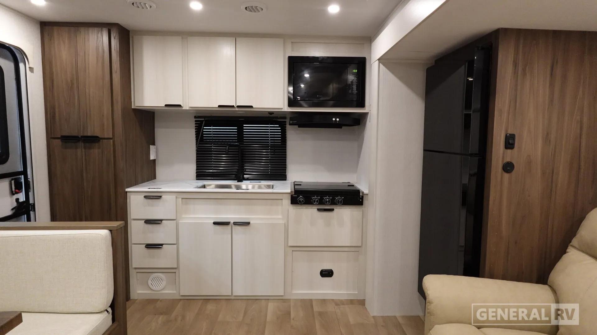 2026 Winnebago Access 25RK - Photo 3