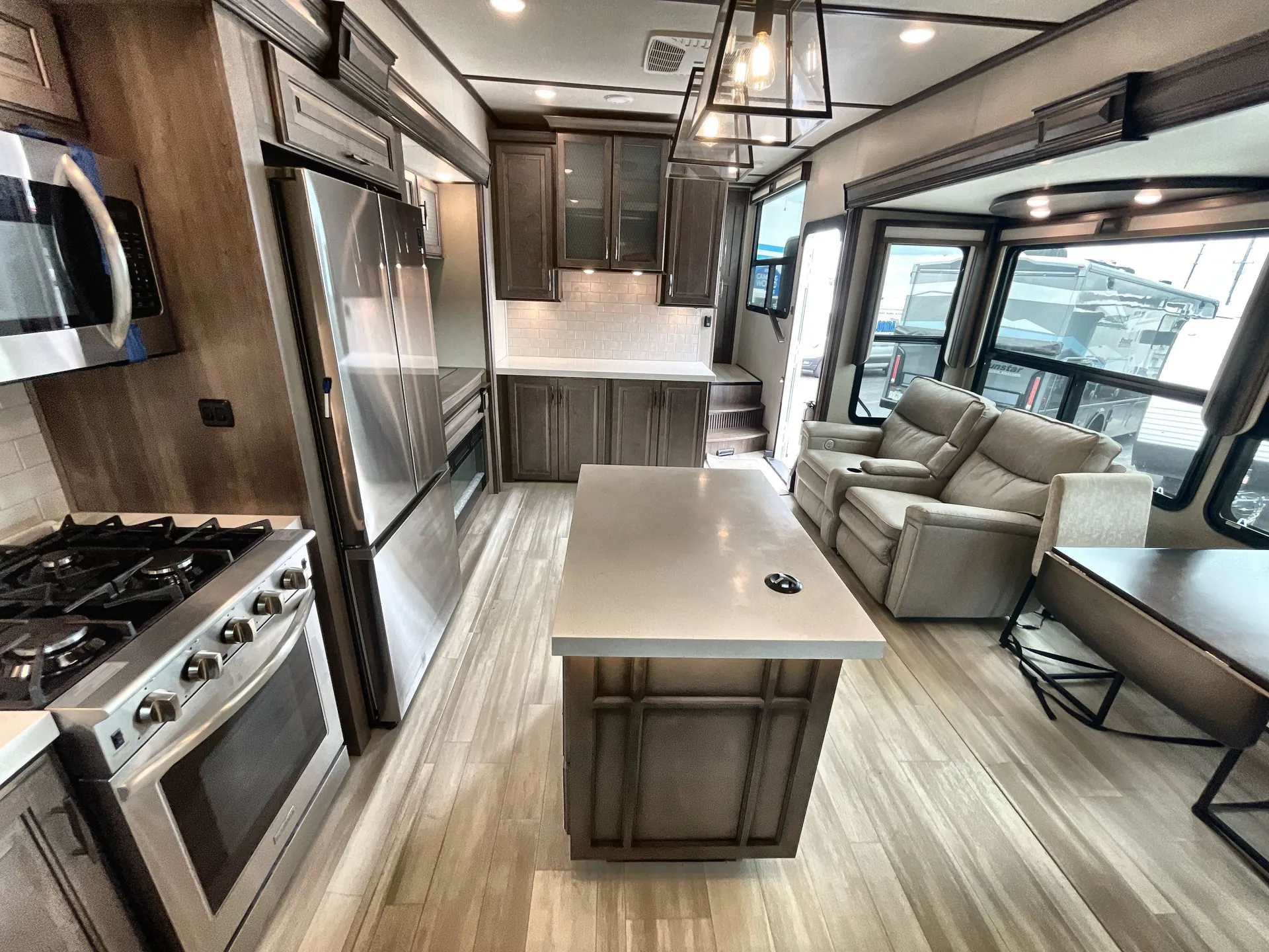 2022 Grand Design Solitude 280RK — living area main