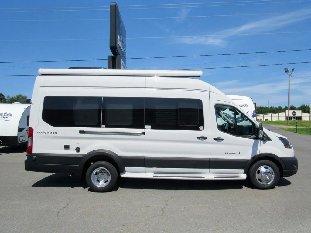 2027 Coachmen Beyond 22RBBC - Photo 2
