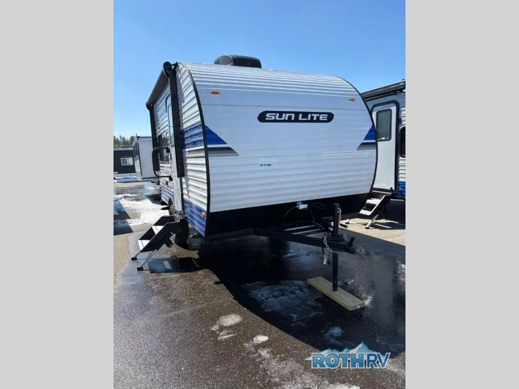 2026 Sunset Park RV Sun Lite LTD 13BD - Photo 2