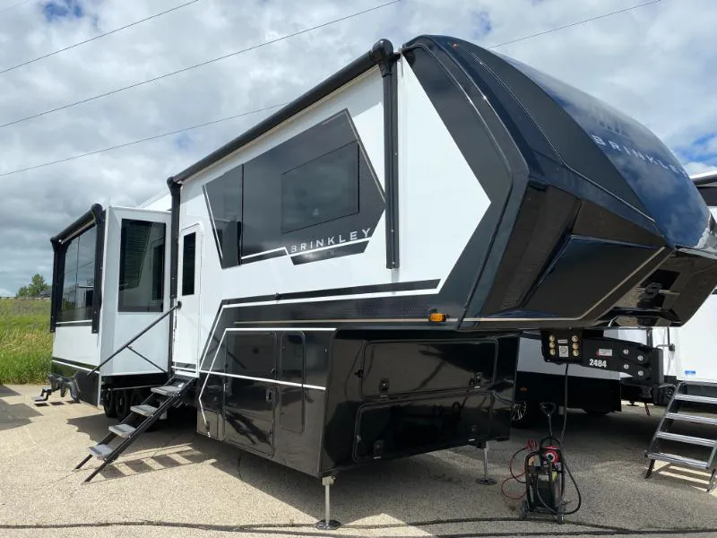 2026 Brinkley Model G 4100