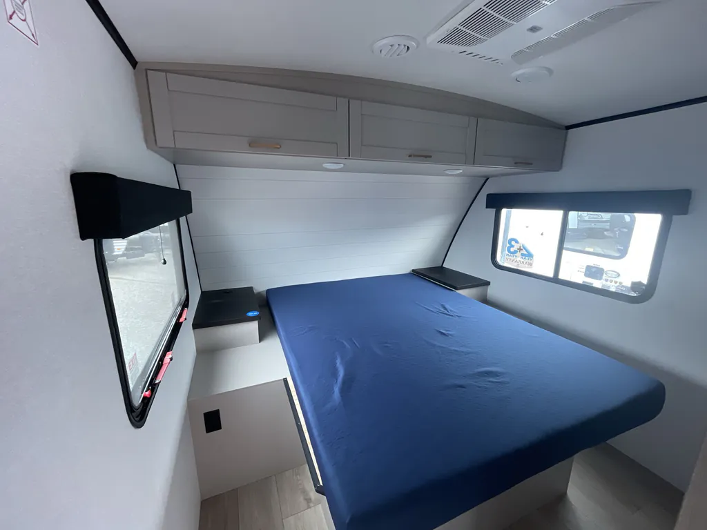 2027 Jayco Jay Feather 29BHB, Photos photo 16