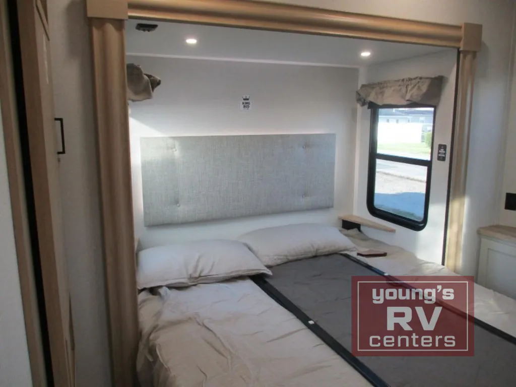 2025 Forest River Sandpiper Destination Trailers 400BH, Photos photo 26