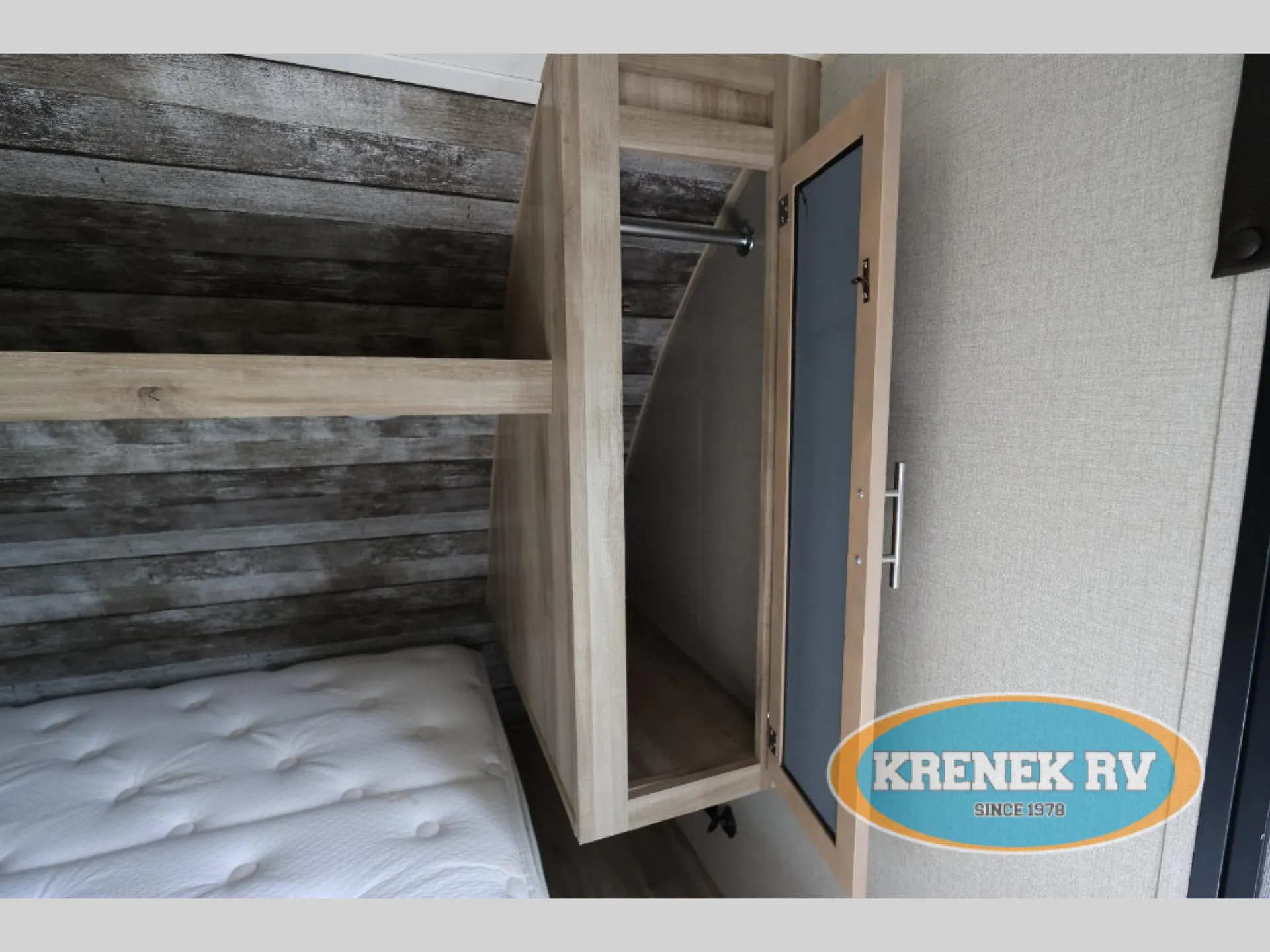 2020 Coachmen Catalina Summit Series 8 271RKS - Photo 4