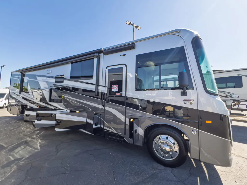 2027 Entegra Coach Vision XL 36C, Photos photo 22