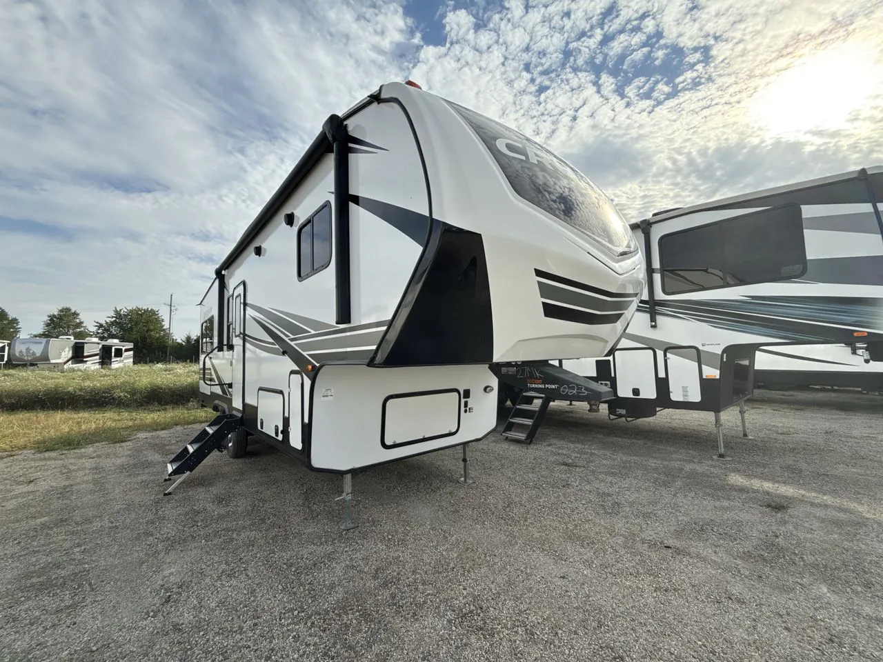 2023 CrossRoads Cruiser Aire 27MK - Photo 2