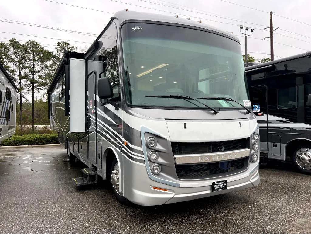 2026 Entegra Coach Vision XL 34G - Photo 2