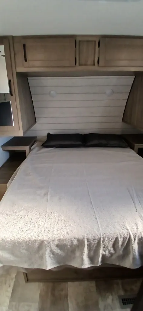 2025 Palomino Puma 337BH, Photos photo 36