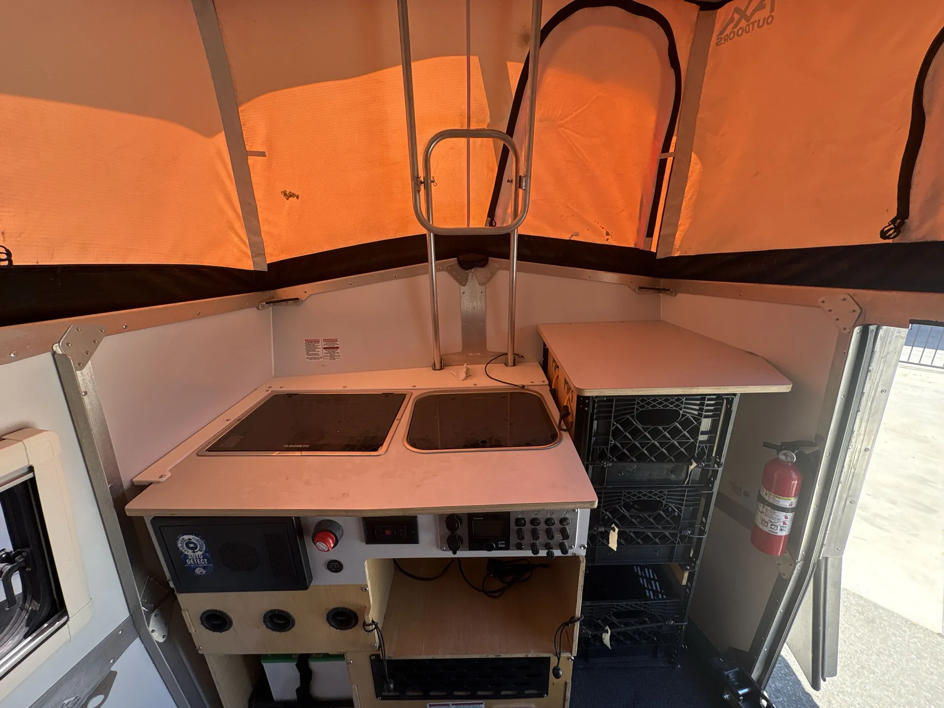 2022 Taxa Cricket OVERLAND — living area main