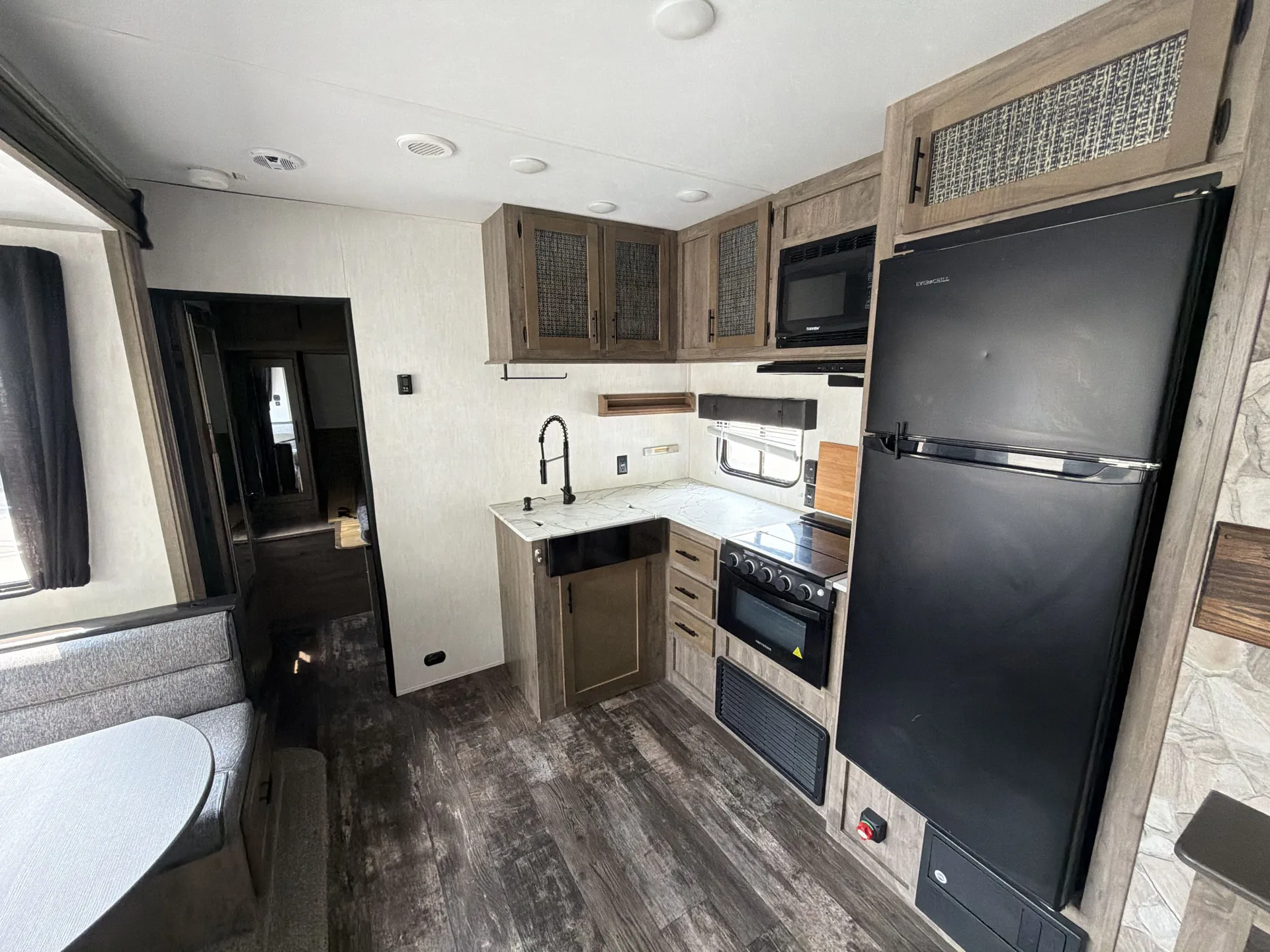 2021 Forest River Cherokee Wolf Pack 27PACK10 — living area main
